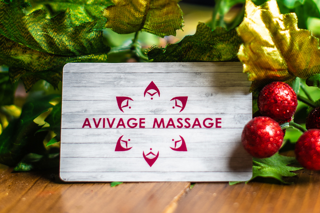 Aviviage Holiday Card Crop DSC4551x Image of Aviviage Holiday Gift Card